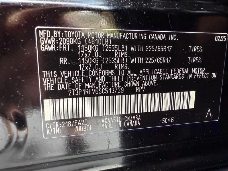 Used 2025 Midnight Black Metallic Toyota XLE image 25