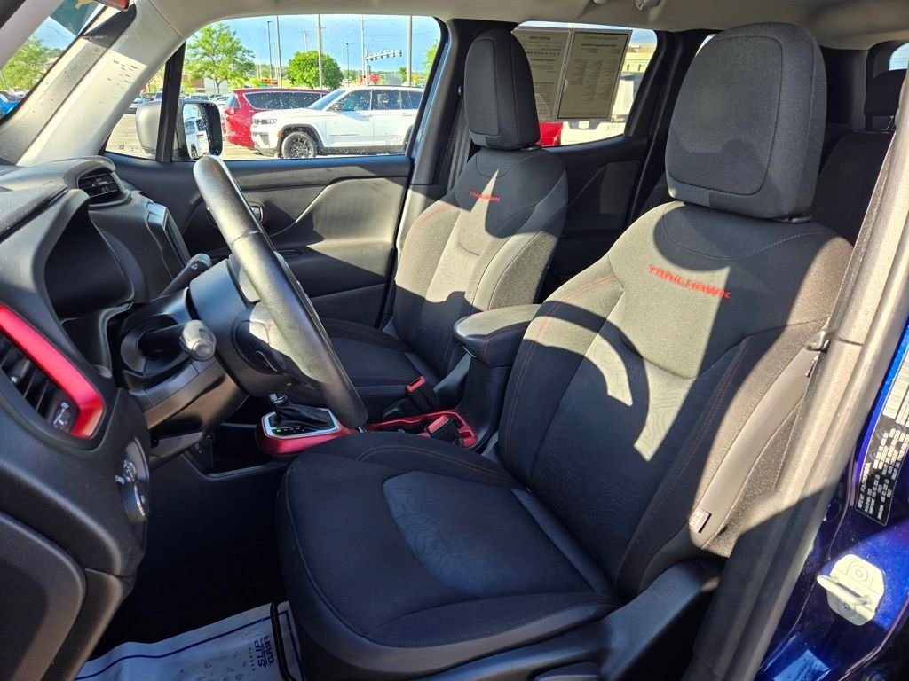 Used 2020 Blue Jeep Trailhawk image 17