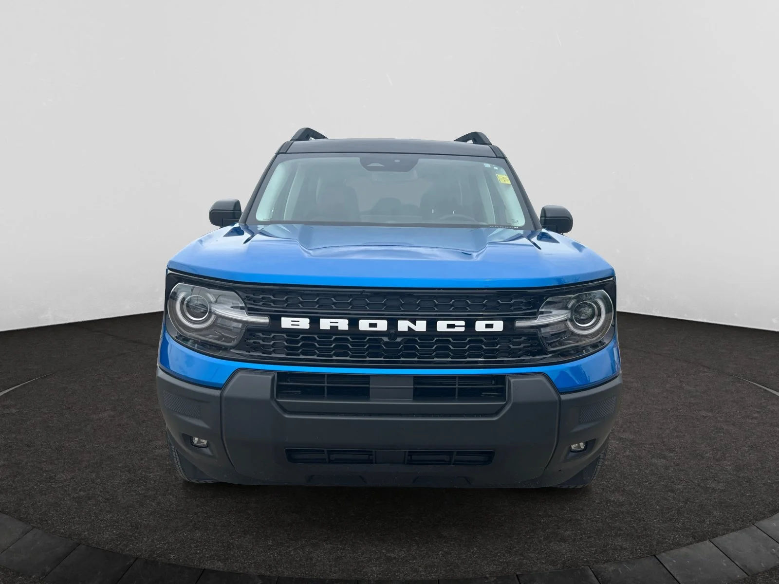 New 2026 Velocity Blue Metallic Ford Outer Banks image 8
