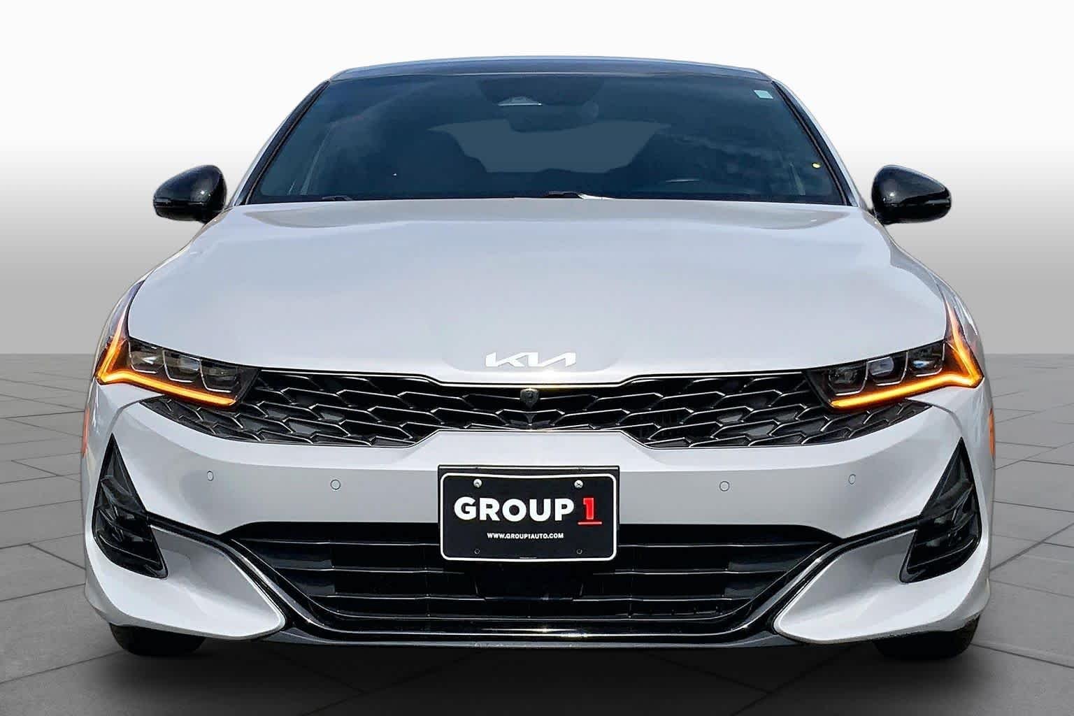Used 2023 Wolf Gray Kia GT image 4