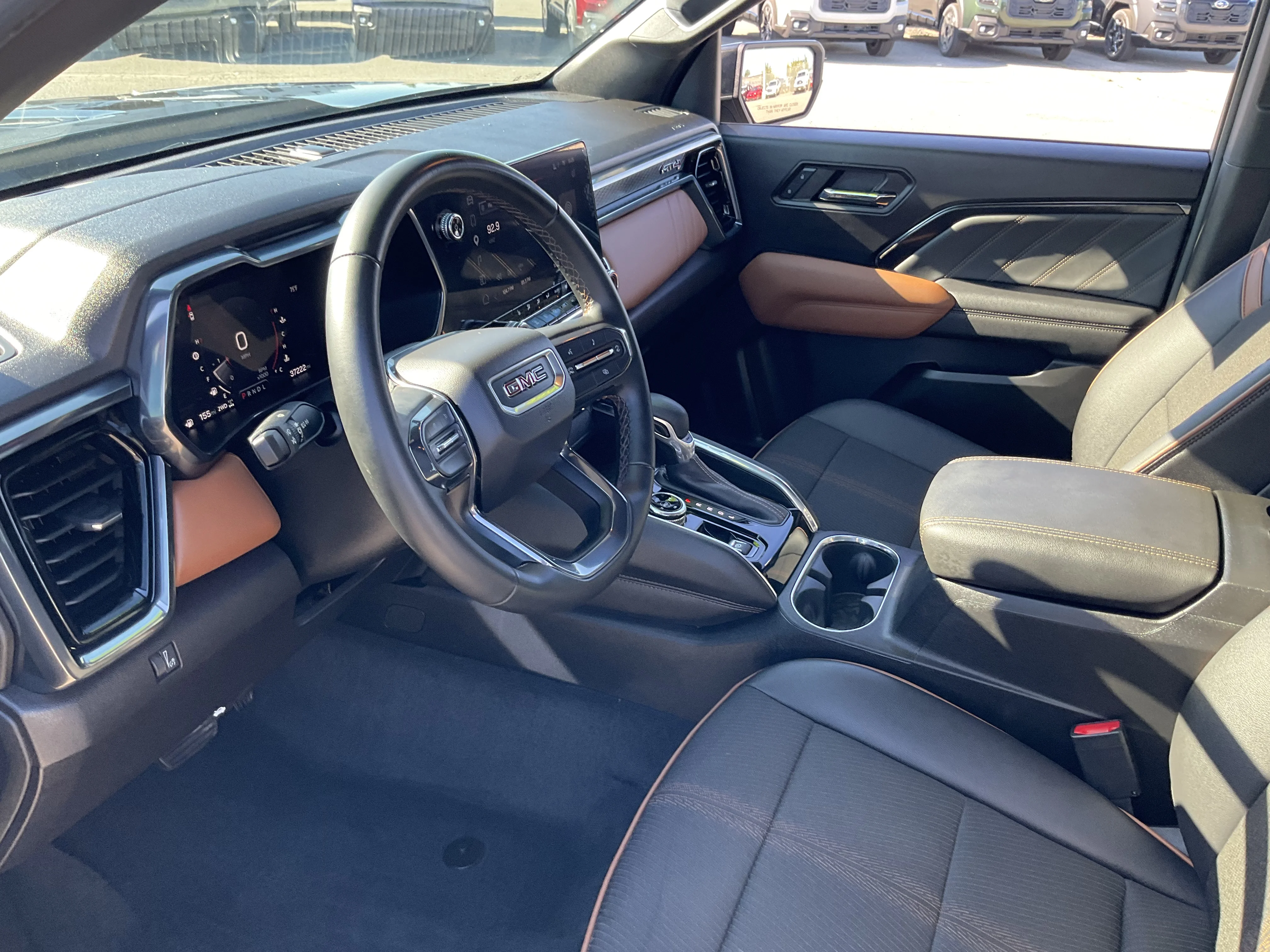 Used 2023 Onyx Black GMC 4WD AT4 image 5