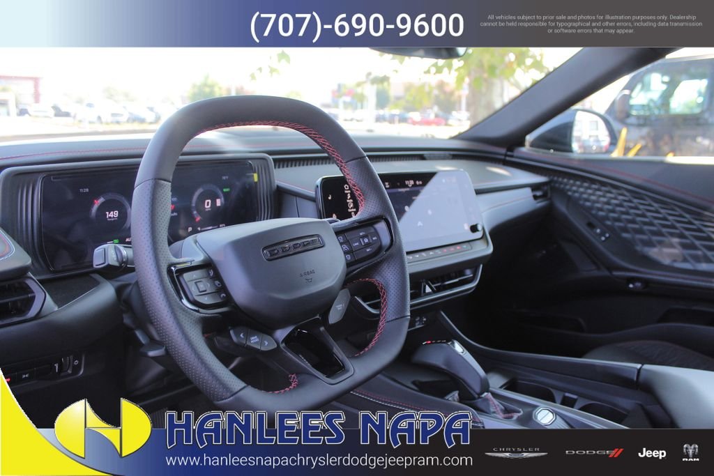 New 2025 Diamond Black Crystal Pearlcoat Dodge R/T image 14
