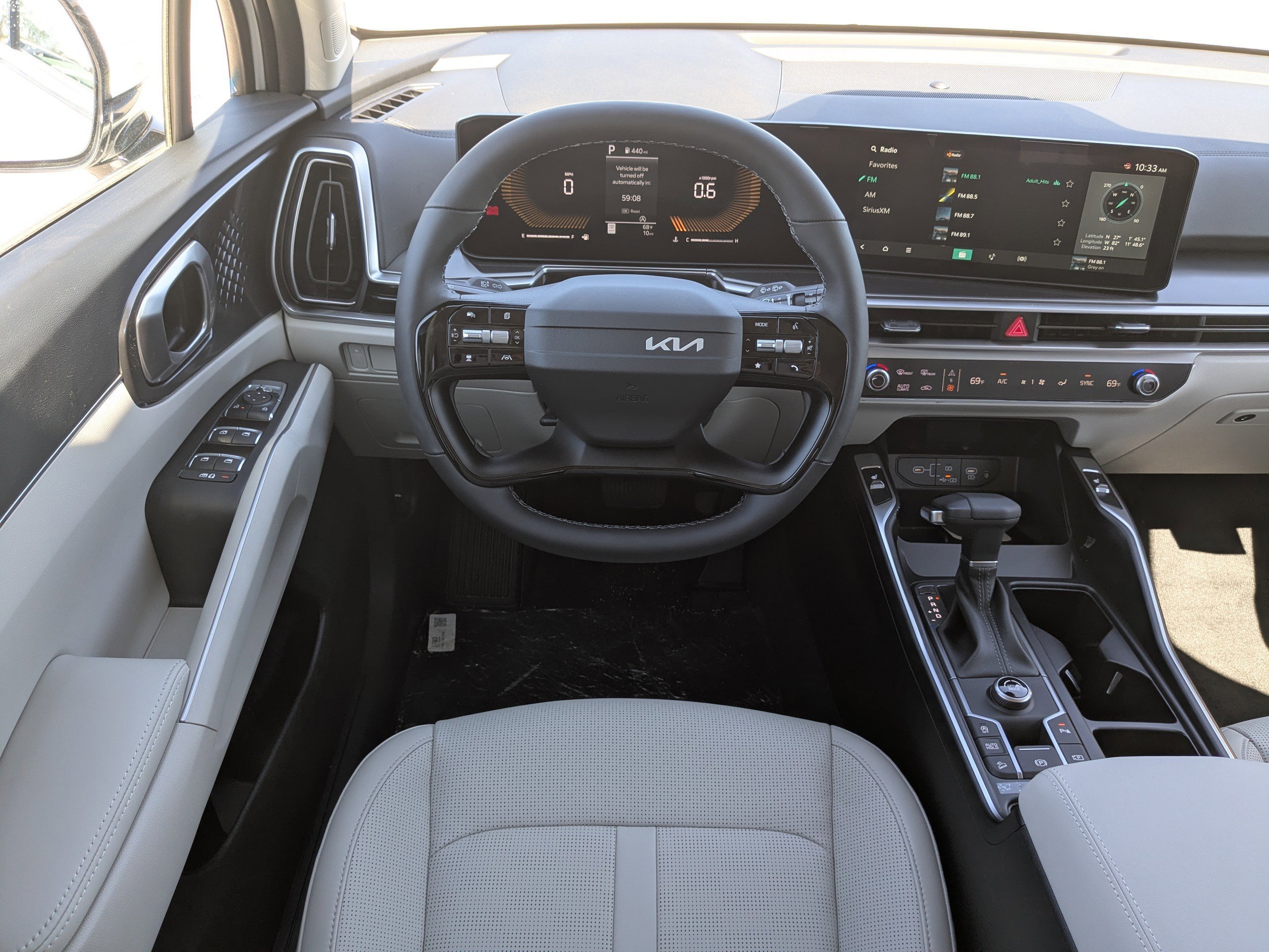 New 2026 Glacial White Pearl Kia S image 22