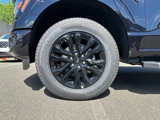New 2026 Agate Black Metallic Ford XLT image 46