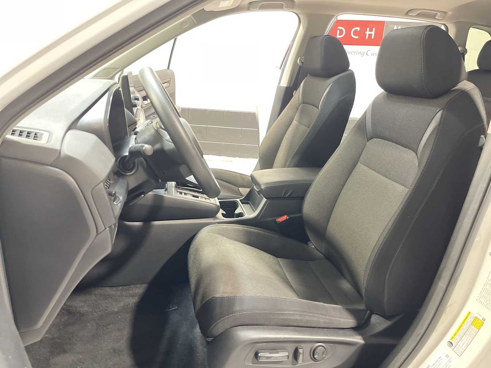 Used 2024 Platinum White Pearl Honda EX image 11