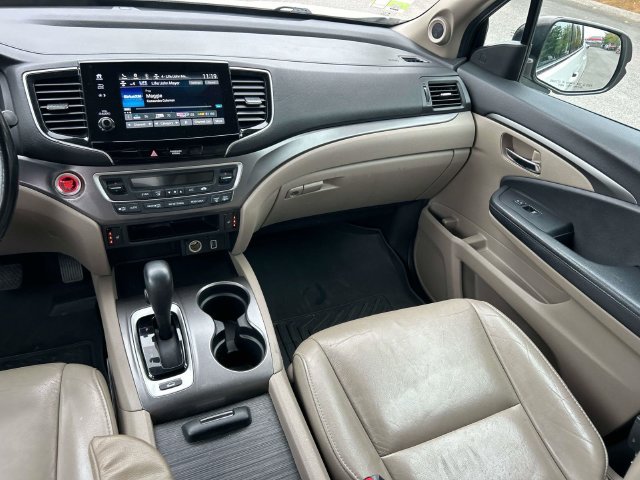 Used 2019  Honda EX-L image 16