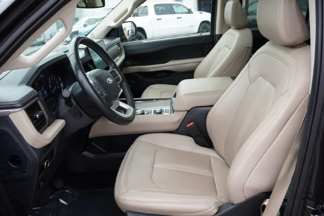 Used 2024 Gray Ford Limited image 16