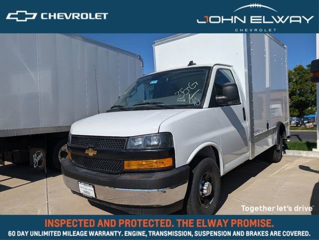 2024 Chevrolet Express Cutaway Base