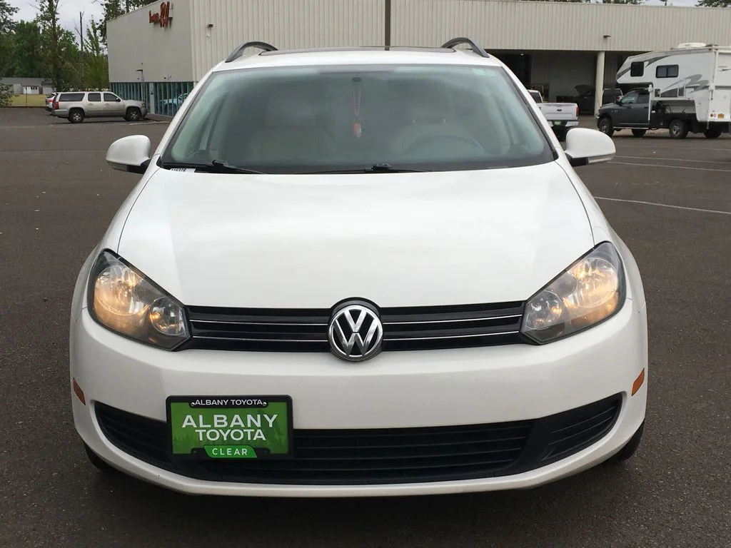 Used 2013  Volkswagen 2.0L TDI image 10