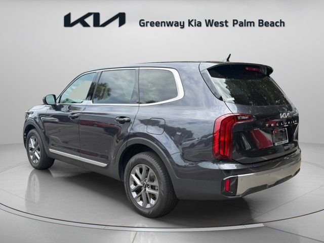 Used 2025 Gray Kia LX image 5