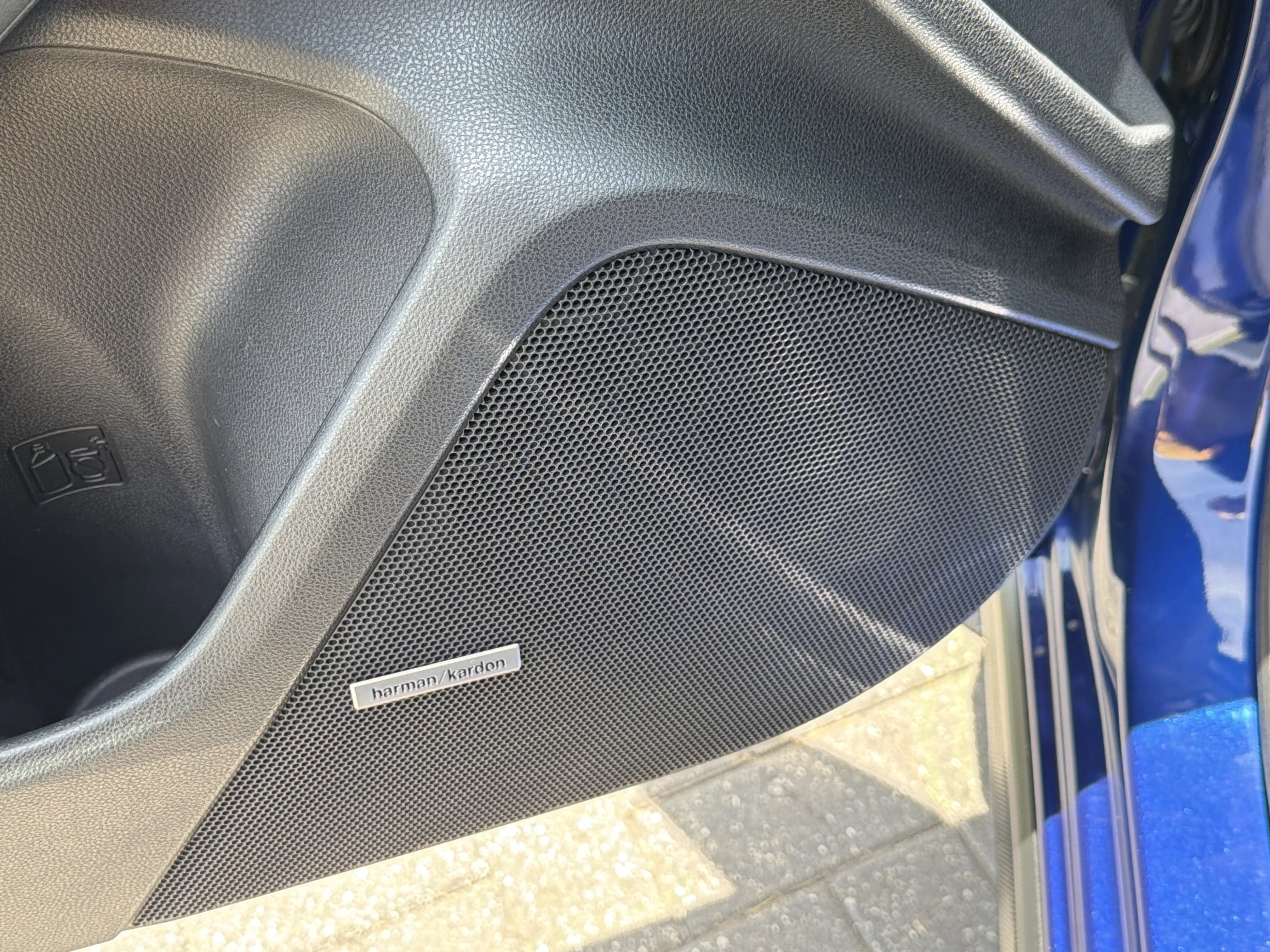Certified Used 2025 Sapphire Blue Pearl Subaru Limited image 19