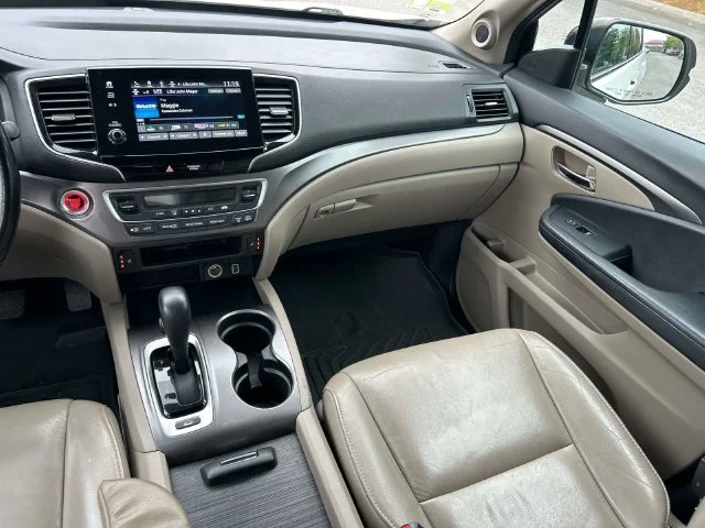Used 2019  Honda EX-L image 16