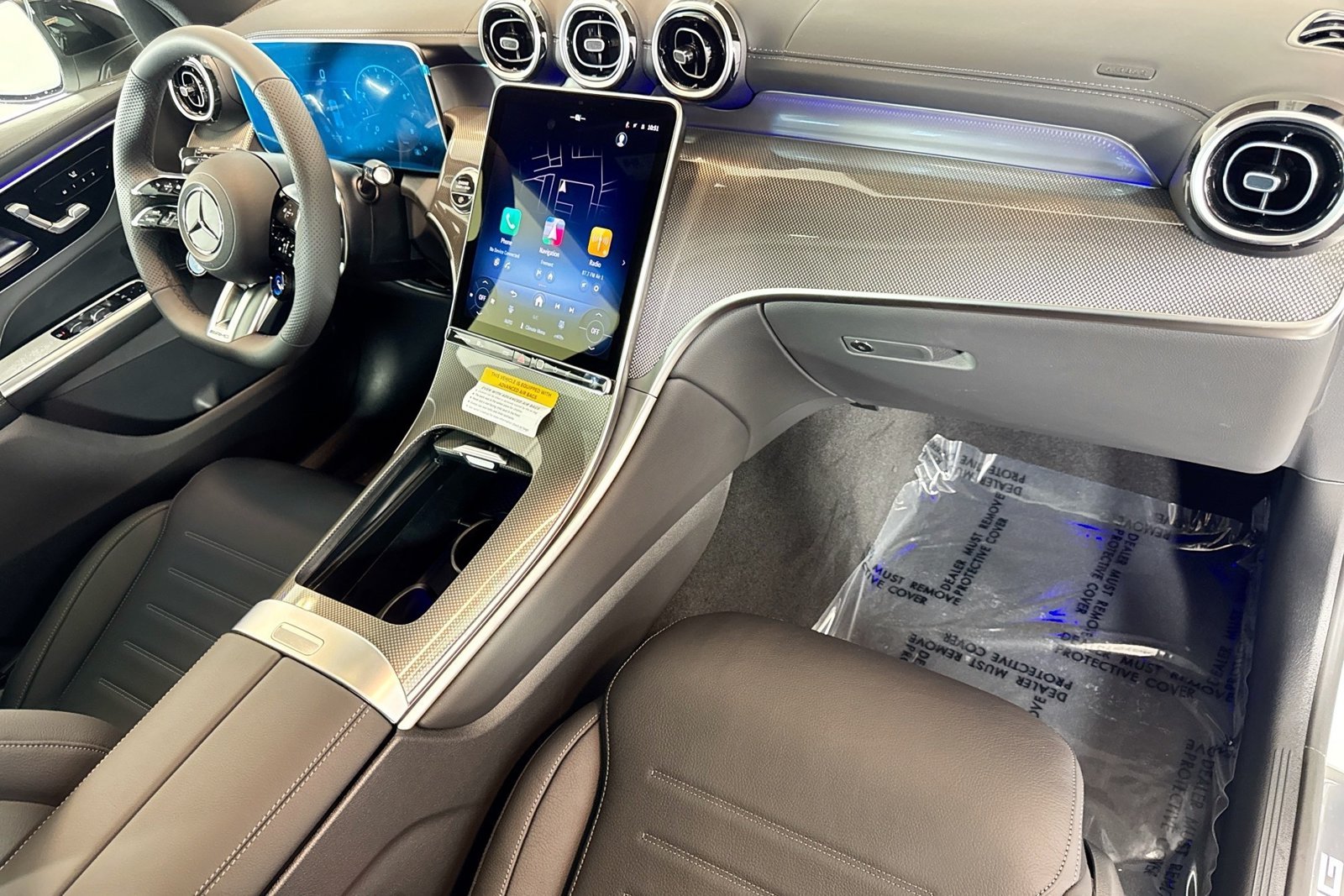 New 2026 Polar White Mercedes-Benz AMG® GLC 43 image 27