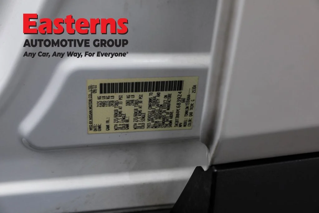 Used 2023 White Nissan SV image 37
