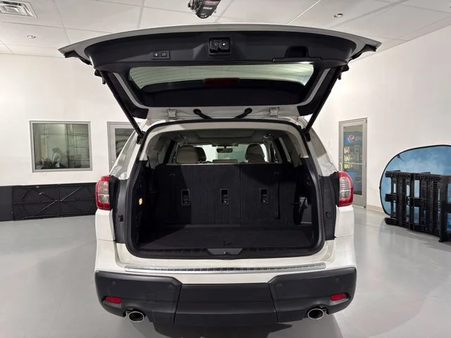 Used 2021 White Subaru Limited image 12