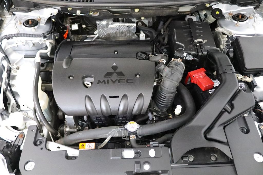 Used 2014 Silver Mitsubishi ES image 24
