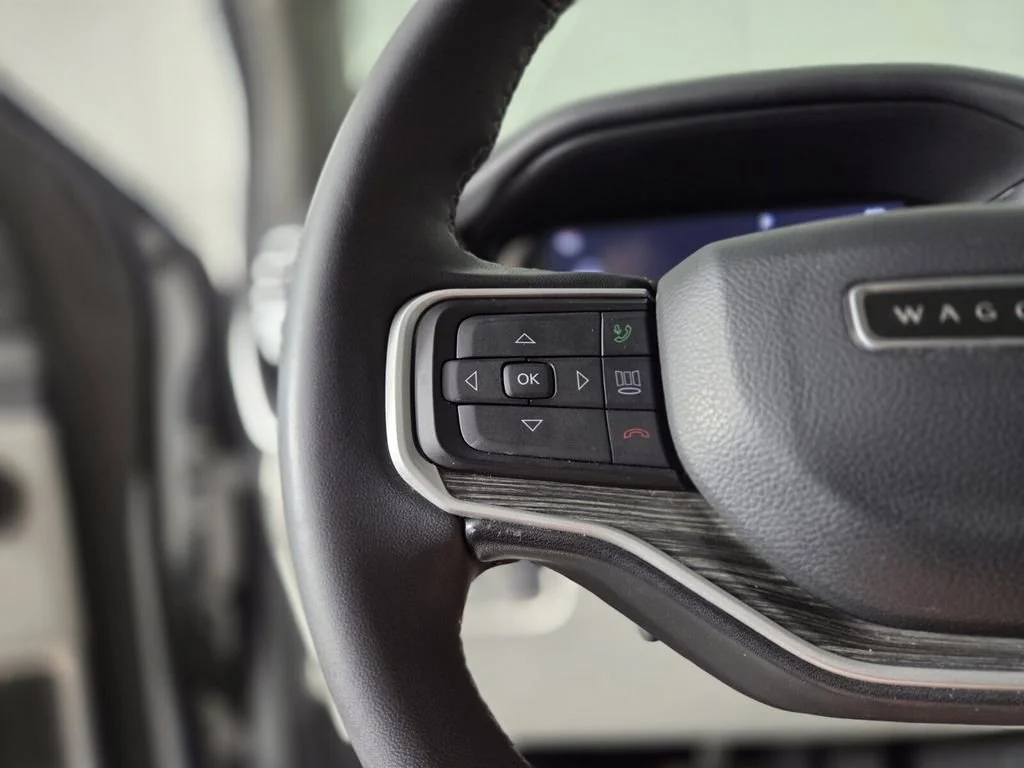 Used 2022 Silver Zynith Jeep Series II image 17