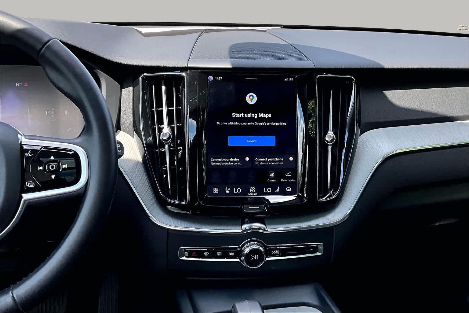 Used 2025 Vapour Grey Metallic Volvo Plus image 7