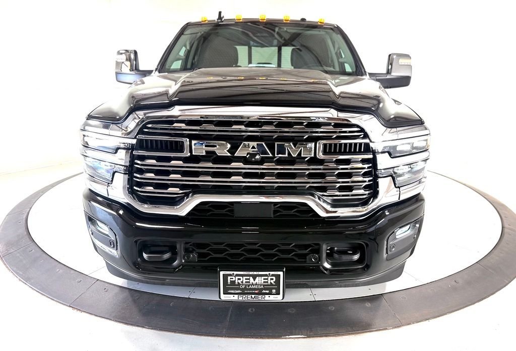 New 2026 Diamond Black Crystal Pearl-Coat Exterior Paint RAM Limited image 9