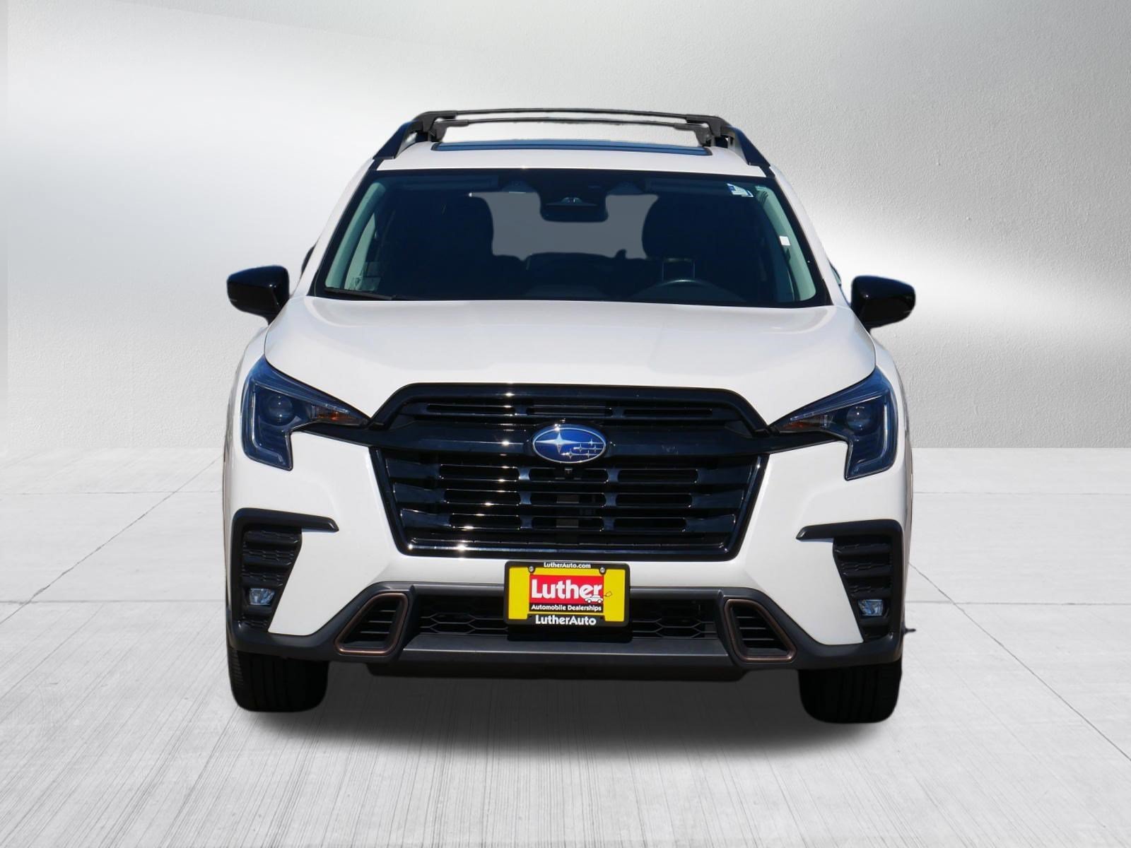 Used 2025 Crystal White Pearl Subaru Limited Bronze Edition image 2