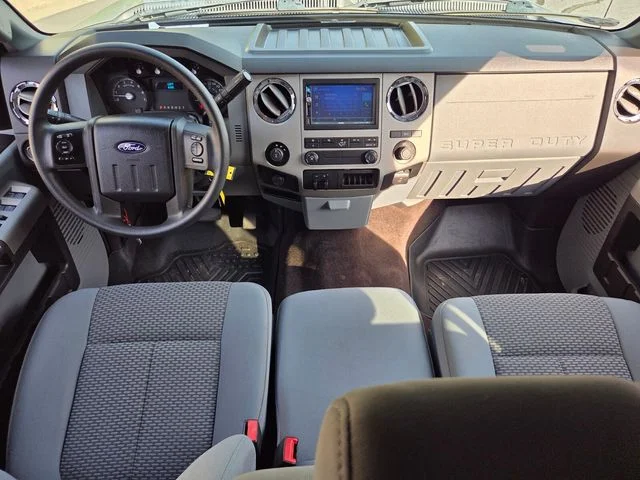 Used 2016 Silver Ford XLT image 14