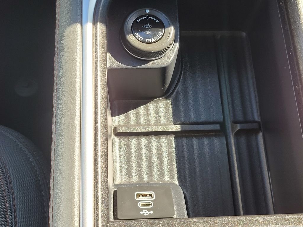 Used 2025 Silver Ford Active image 21