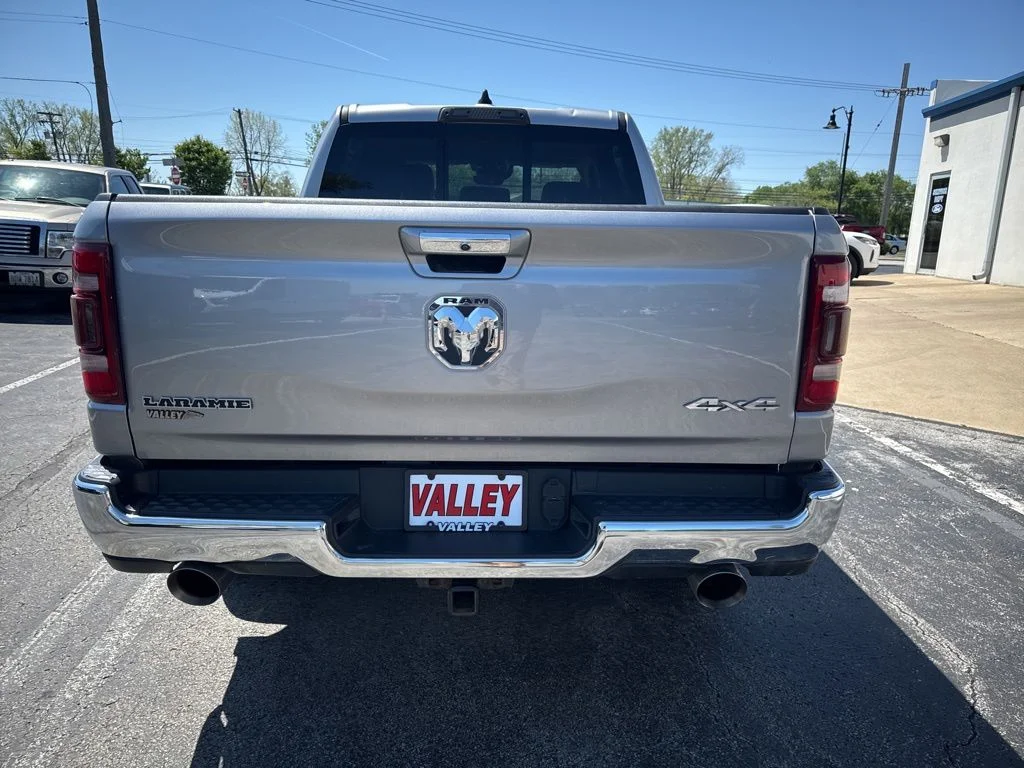 Used 2021 Silver Ram Laramie image 4