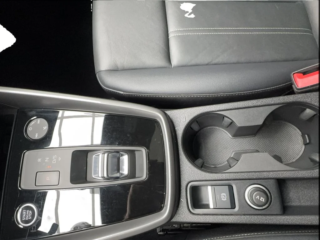Used 2024 White Audi  image 46