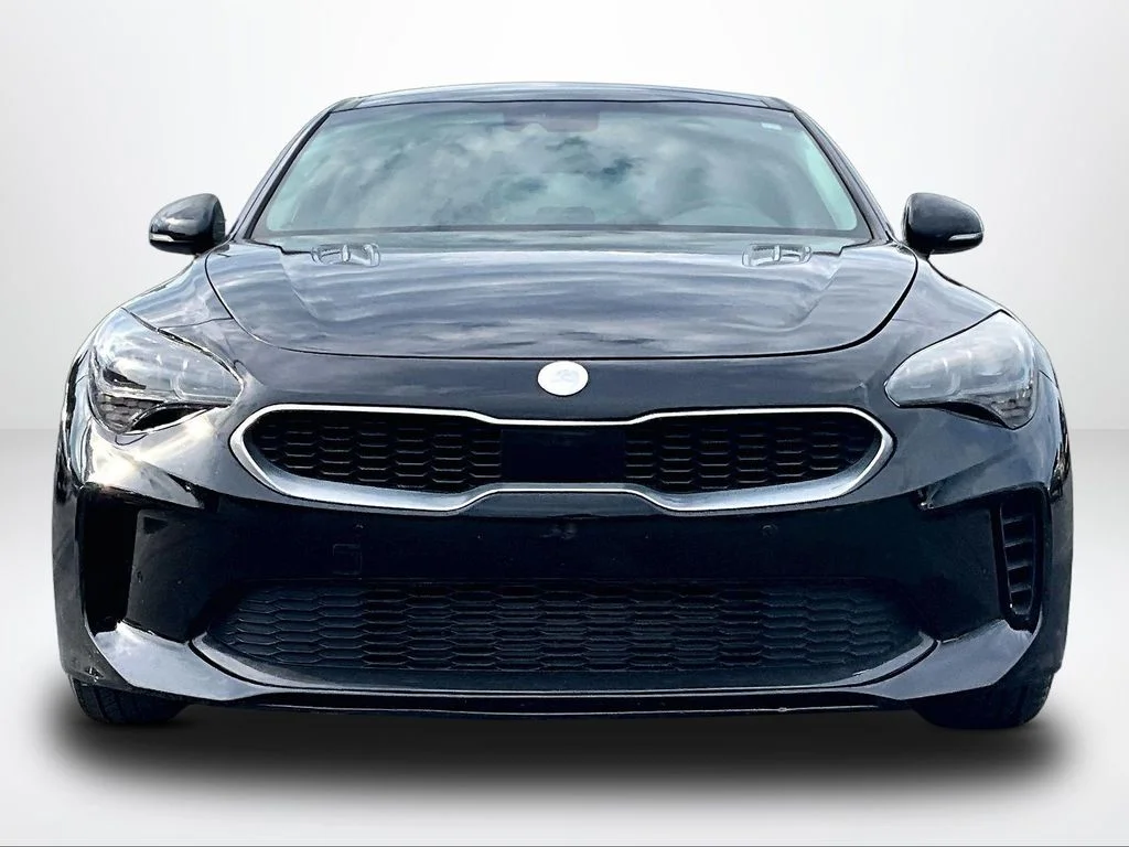 Used 2018 Black Kia Premium image 3