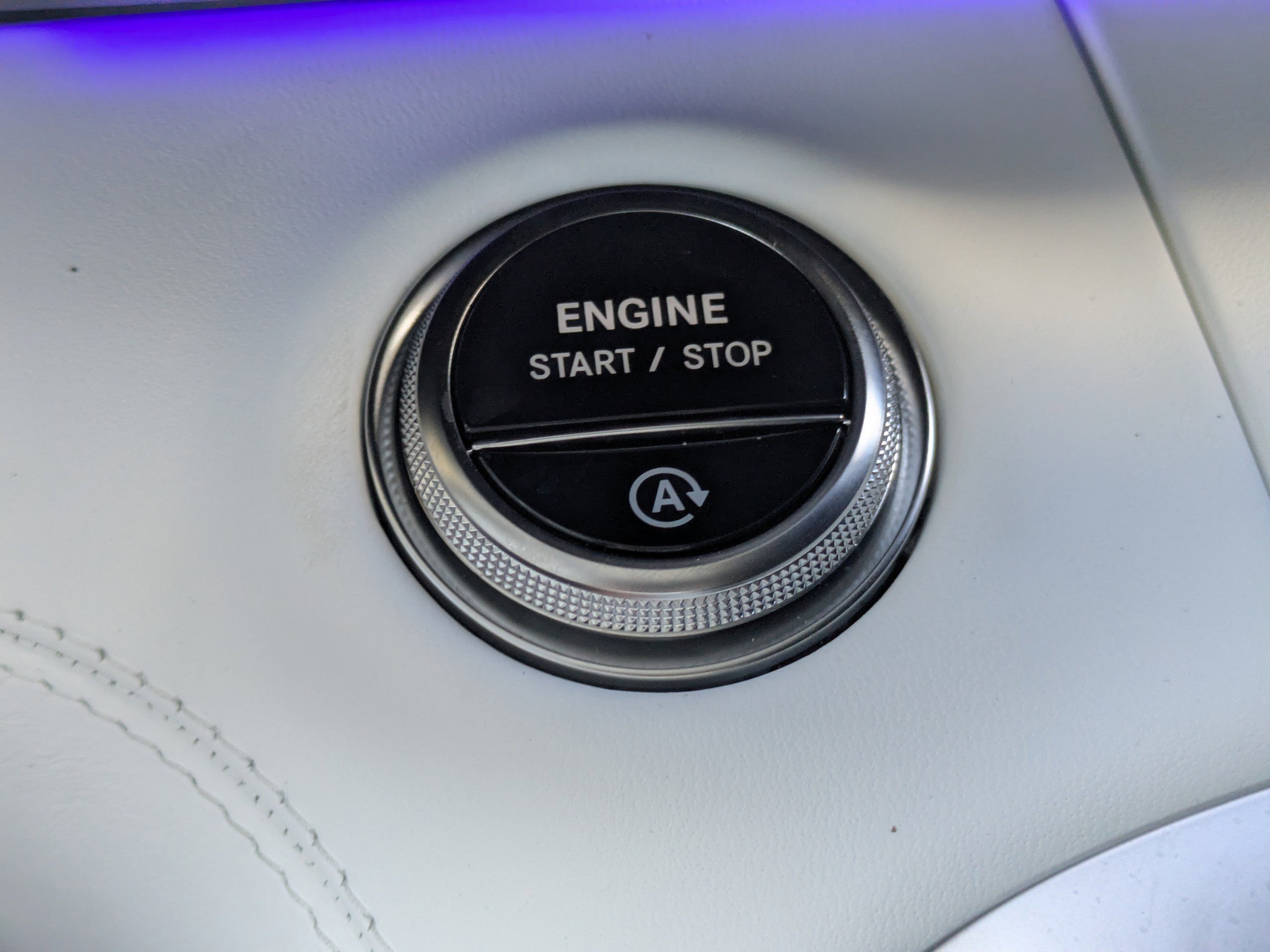 New 2026 MANUFAKTUR moonlight white magno (White Ambiance) Mercedes-Benz Maybach SL 680 Monogram Series image 59
