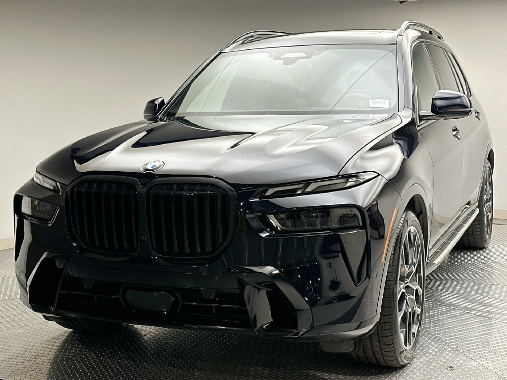 2025 BMW X7