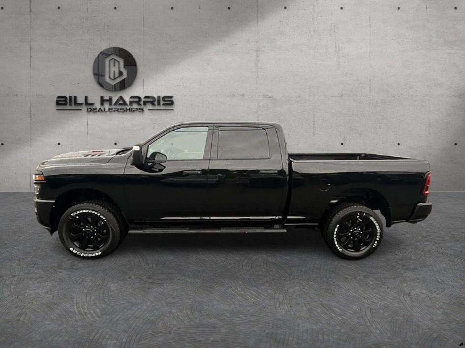 New 2026 Diamond Black Crystal Pearlcoat RAM  image 9