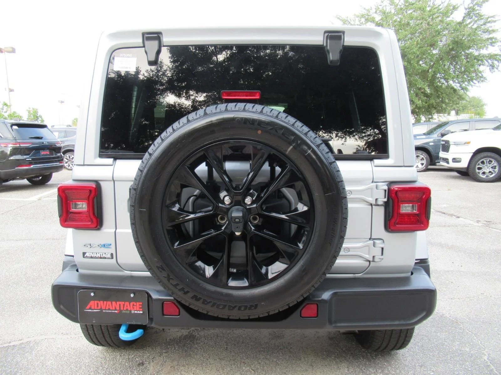 Certified Used 2024 Silver Jeep Sahara 4xe image 8