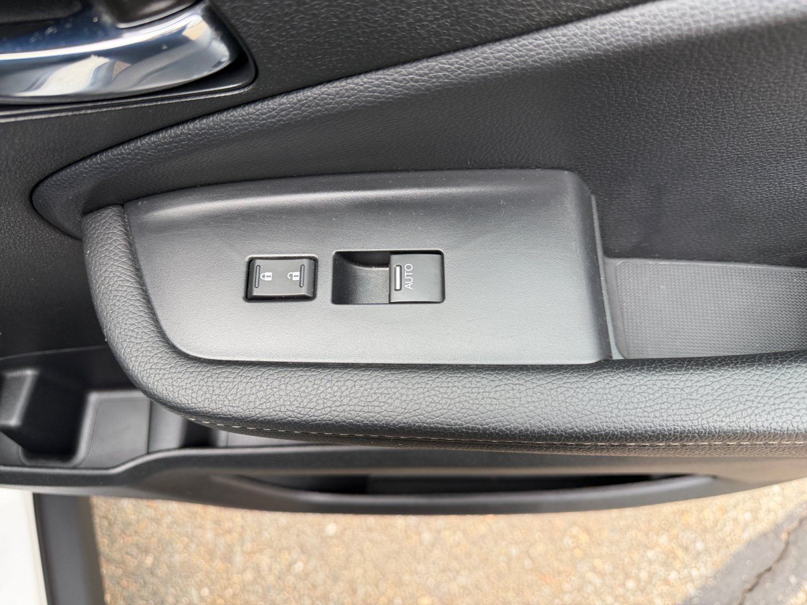 Used 2025 White Honda RTL image 32