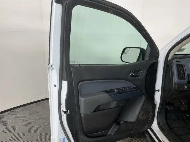 Used 2020 White Chevrolet Z71 image 11
