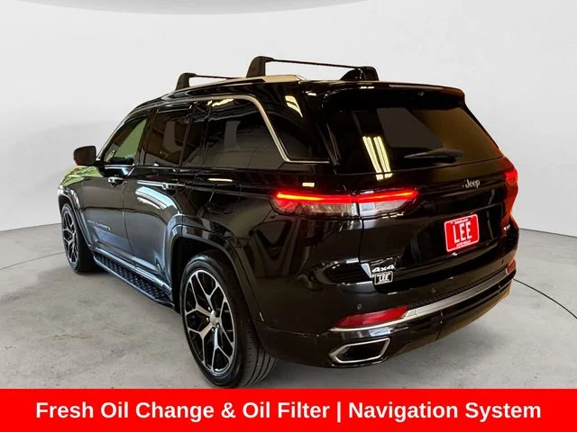 Used 2023 Black Jeep Summit Reserve image 3