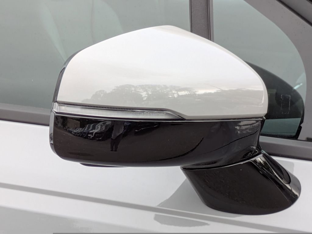 New 2026 Ceramic Silver Kia EX image 12