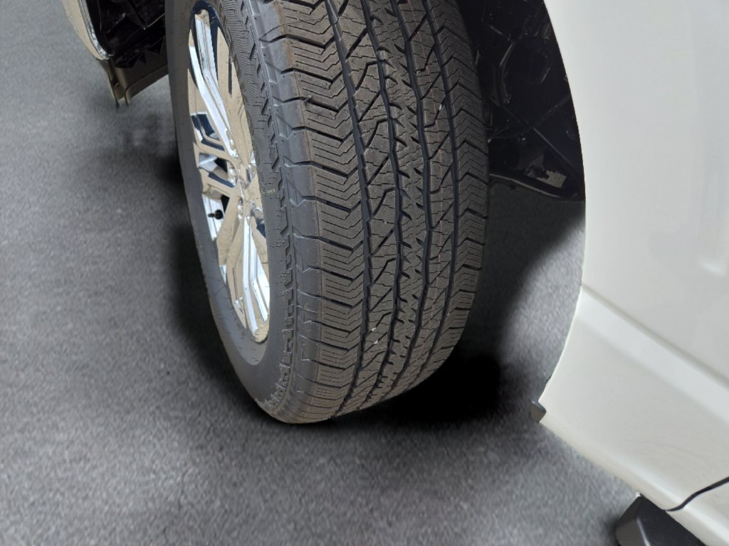 New 2026 White Ford Lariat image 31