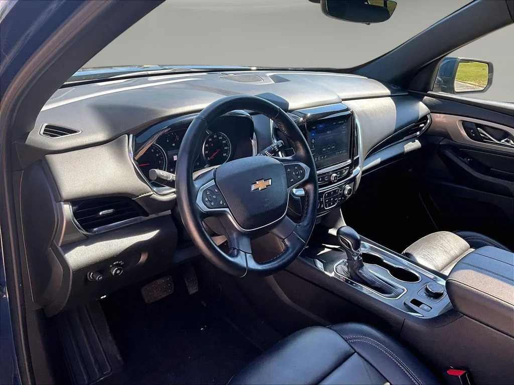 Used 2023 Blue Chevrolet LT Leather image 21