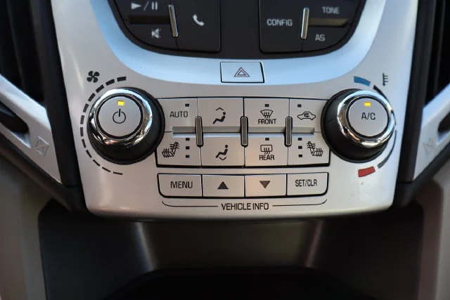 Used 2016 Summit White GMC Denali image 36