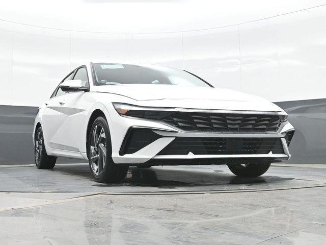 New 2026 White Hyundai Limited image 14