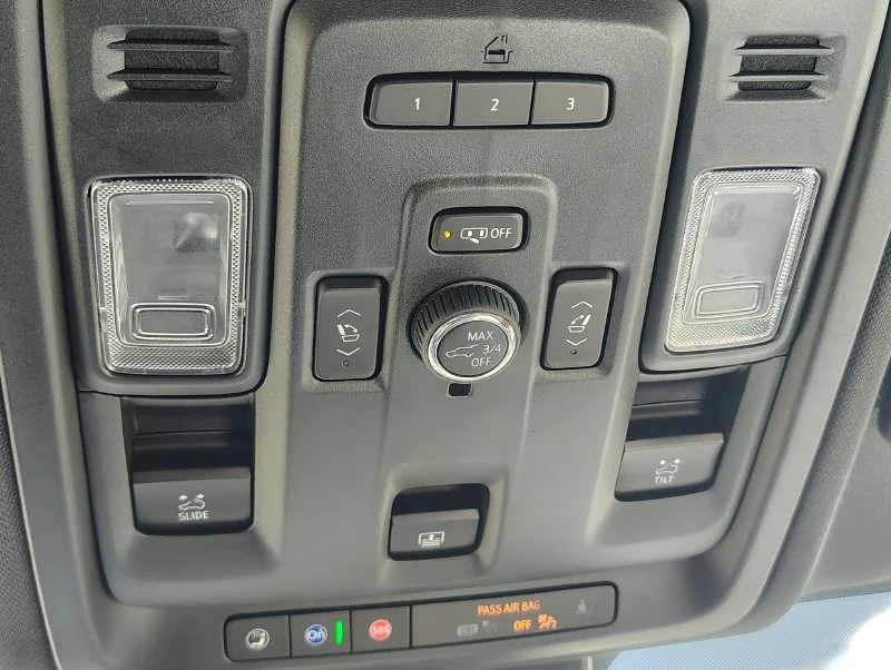 Used 2024 Black Chevrolet Z71 image 47