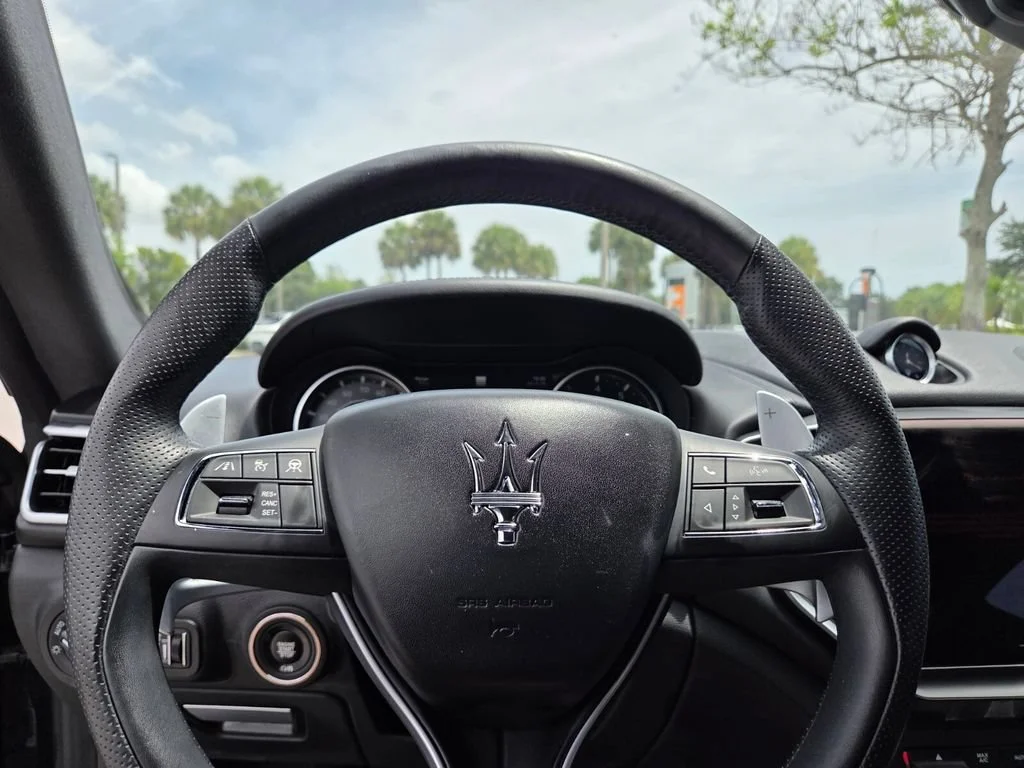 Used 2023 Nero Noctis Black Maserati Modena image 27