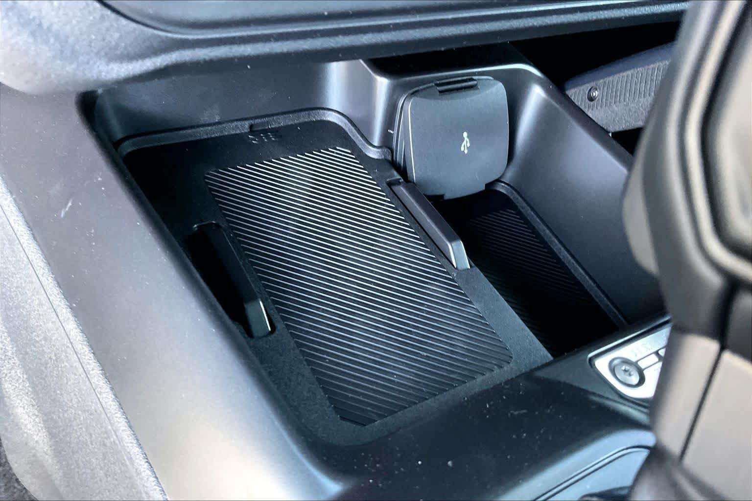 New 2026 Avalanche Gray Ford Outer Banks® image 16