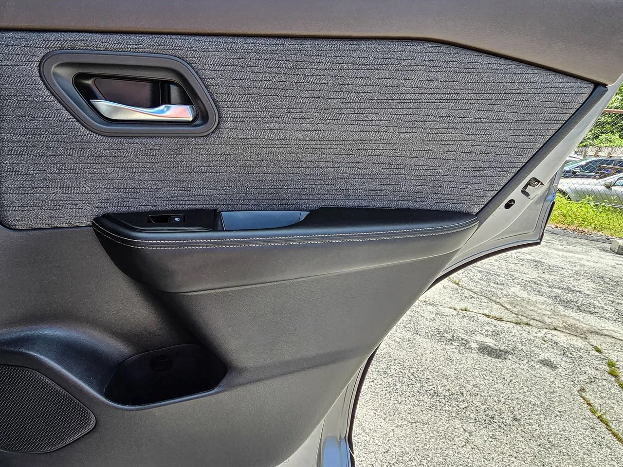 Used 2023 Gray Nissan SV Intelligent AWD image 34