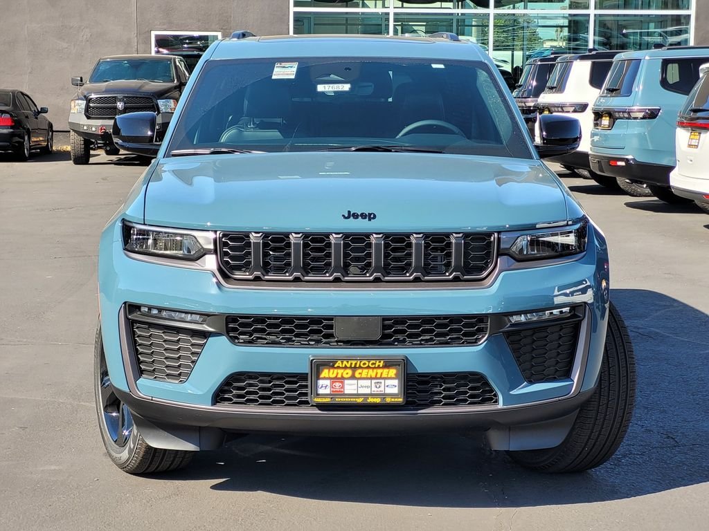 New 2026 Steel Blue Exterior Paint Jeep Limited image 2