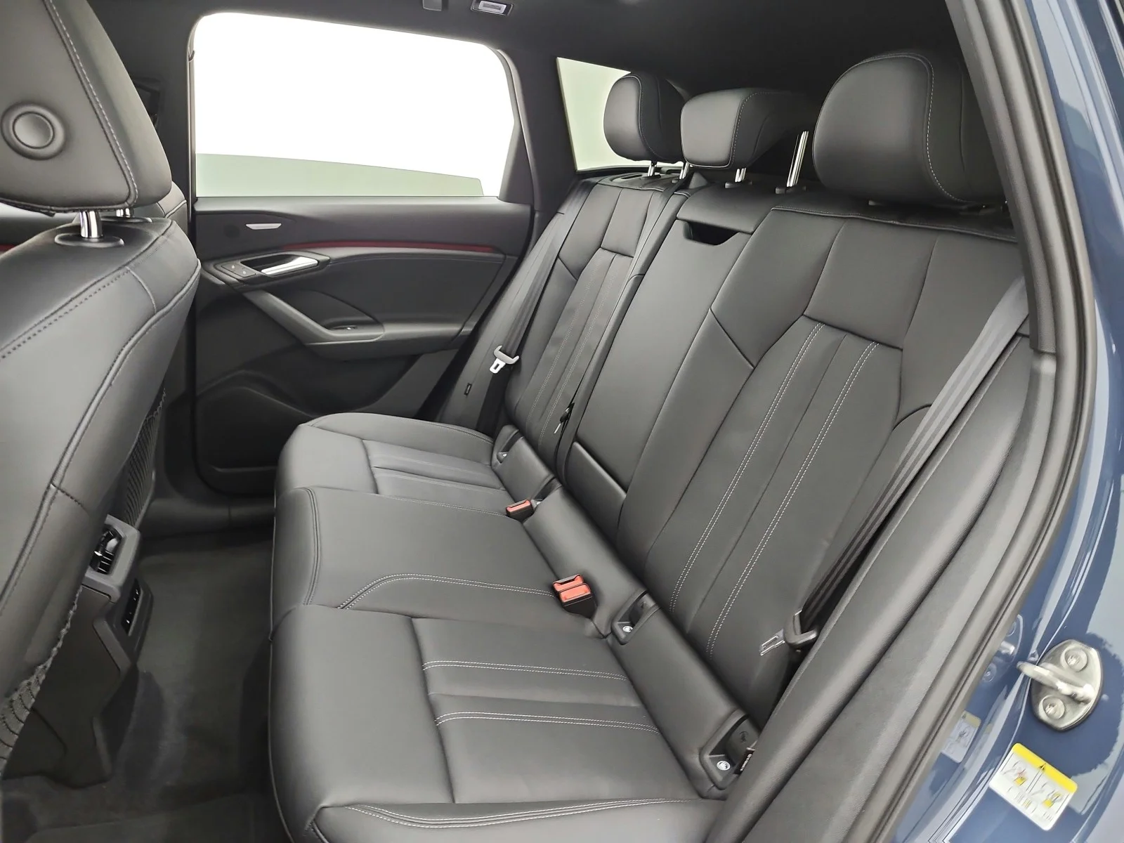 New 2027 Plasma Blue Metallic Audi Premium Plus quattro image 11