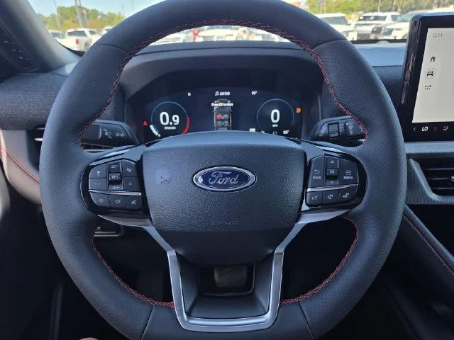 New 2026 Carbonized Gray Metallic Ford ST-Line image 43