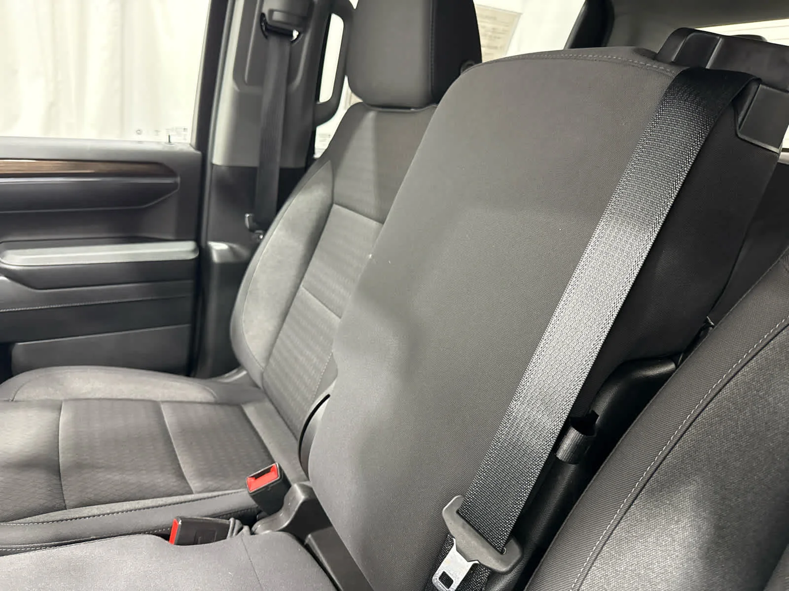 Used 2024 Sterling Gray Metallic Chevrolet LT image 20