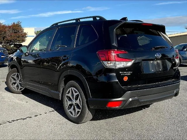 Used 2024 Crystal Black Silica Subaru  image 3